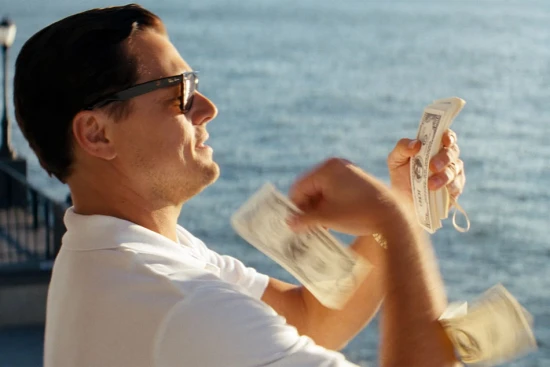 Сколько можно заработать на фото ног